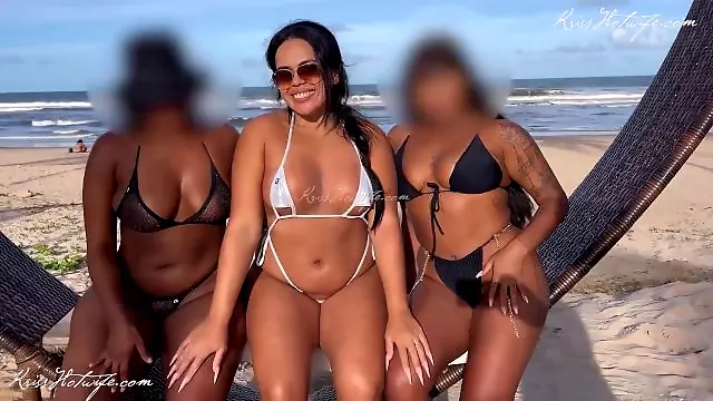 Amigo Amador, Amadora Em Publico, Esposa Na Praia, Micro Biquini, Brasil Biquini, Fantasia Com Amiga Da Esposa