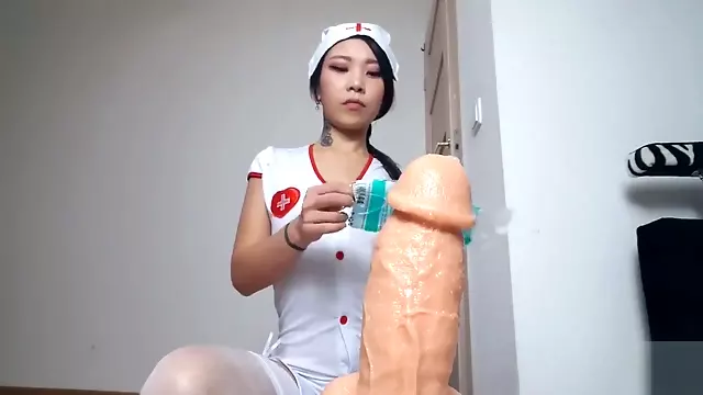 Asiatisch Fetisch, Asiatische Krankenschwestern, Asian Spielzeug, Dildo Wippe, Dildo Fetisch
