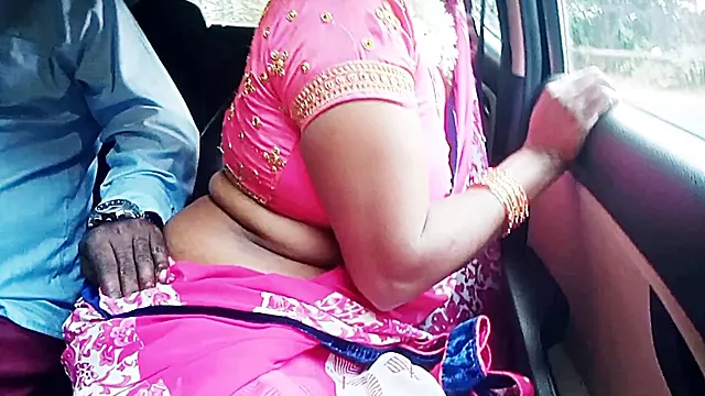 Hot Telugu dirty talking saree aunty has steamy car sex with the driver. Part 1